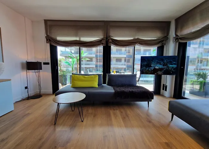 Daire Piso De Lujo En Canelas *